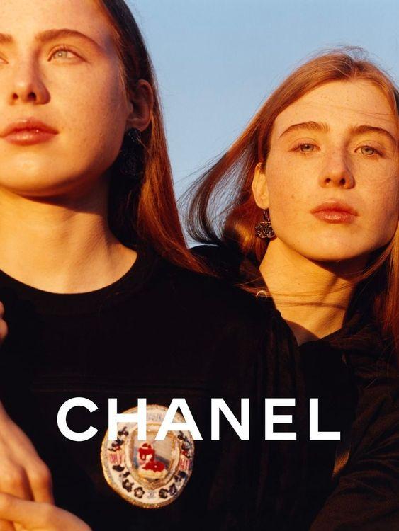 Chanel - Good Catch
