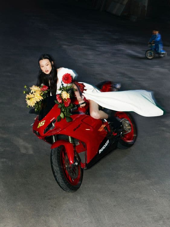 Life Style Happy Children - Julian Song