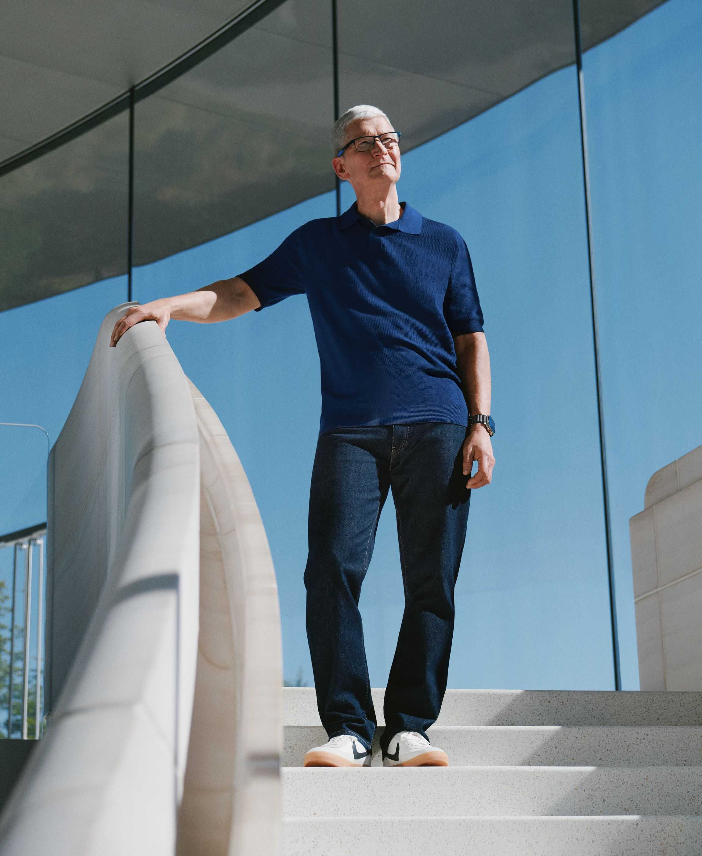 WSJ - Tim Cook - 8290